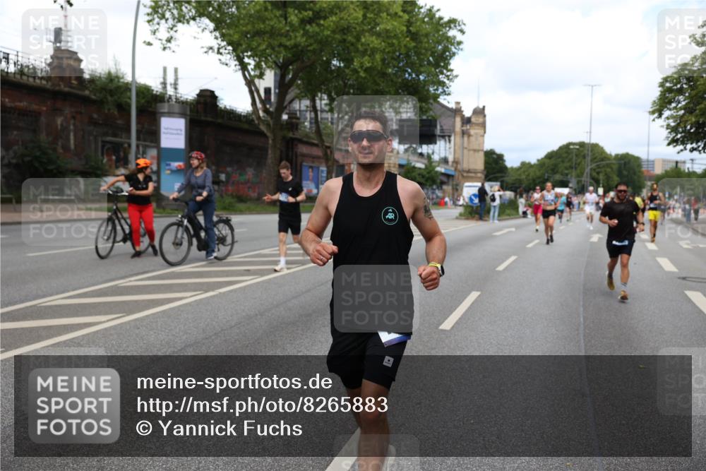 29.06.2025 - hella hamburg halbmarathon Yannick Fuchs http://msf.ph/oto/8265883 29.06.2025 10:36:41 20KM 1169, 1209, 1256, 1312, 1441, 1512, 1903, 1962, 3523, 4823, 5682, 5690, 6639, 6721, 6770, 7105, 7116, 7363, 7693, 8694, 9365, 12098, 13196, 13483, 13709, 13725, 14275, 14811, 15270, 15623, 15654, 15846, 15935, 16281, 16507, 16626, 17016, 17363, 17637, 17926, 18330 meine-sportfotos.de