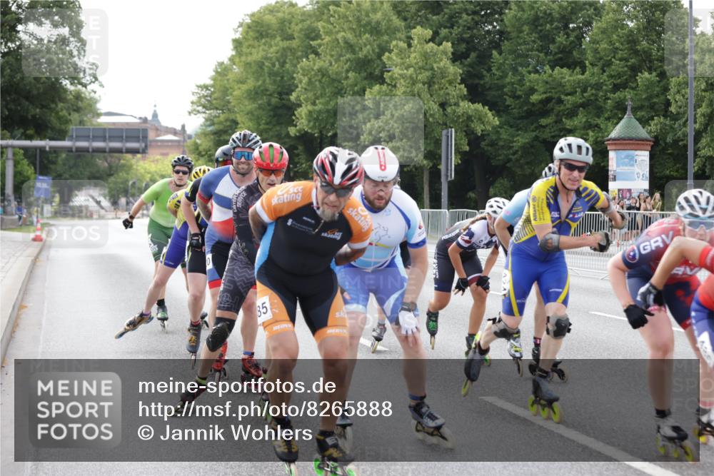 29.06.2025 - hella hamburg halbmarathon Jannik Wohlers http://msf.ph/oto/8265888 29.06.2025 08:50:44 Lombardsbrücke  meine-sportfotos.de