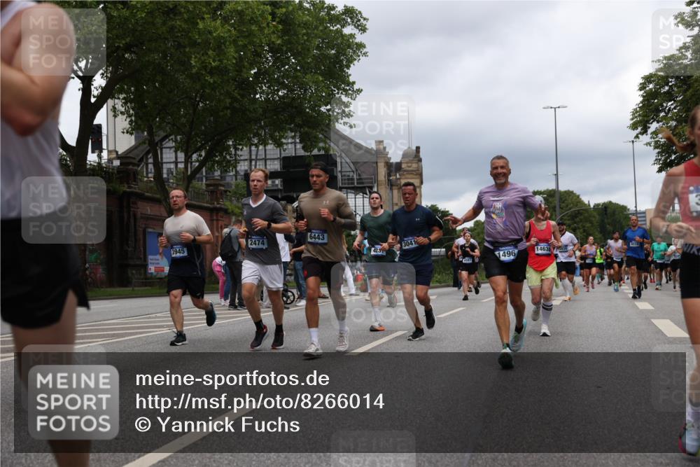 29.06.2025 - hella hamburg halbmarathon Yannick Fuchs http://msf.ph/oto/8266014 29.06.2025 10:48:48 20KM 1125, 1327, 1496, 1506, 1628, 2119, 2474, 2561, 2771, 2884, 2955, 3041, 3652, 3791, 3794, 3945, 4029, 4189, 4231, 4868, 4903, 4938, 5319, 6082, 6355, 6433, 6443, 6587, 6938, 8449, 8487, 8514, 8698, 8973, 10191, 10192, 10263, 10368, 10376, 11184, 11333, 11499, 11747, 11797, 11799, 11976, 12186, 12526, 12584, 12961, 13267, 13297, 13988, 14036, 14175, 14592, 14638, 14660, 14834, 14845, 14948, 15389, 15408, 15879, 16047, 16327, 17842, 18031, 18380 meine-sportfotos.de