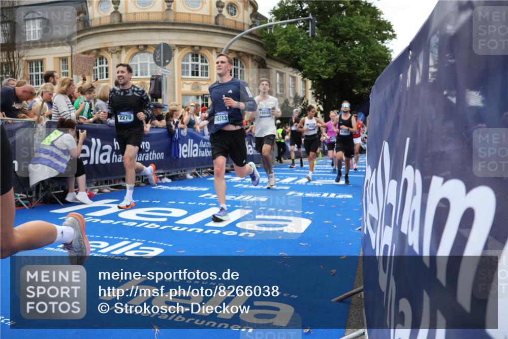 29.06.2025 - hella hamburg halbmarathon Strokosch-Dieckow http://msf.ph/oto/8266038 29.06.2025 10:45:10 Ziel 2188, 2270, 3917, 4997, 6054, 6375, 6575, 6819, 7087, 9302, 9710, 10064, 10313, 10741, 12783, 13919, 15365, 15563, 15636, 15651, 15741, 15760, 16513, 16685, 16689, 17120, 17960, 18346, 18718 meine-sportfotos.de