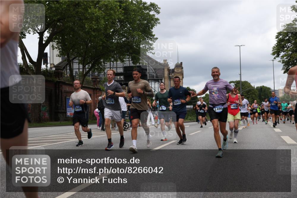 29.06.2025 - hella hamburg halbmarathon Yannick Fuchs http://msf.ph/oto/8266042 29.06.2025 10:48:48 20KM 1125, 1327, 1496, 1506, 1628, 2119, 2474, 2561, 2771, 2884, 2955, 3041, 3652, 3791, 3794, 3945, 4029, 4189, 4231, 4868, 4903, 4938, 5319, 6082, 6355, 6433, 6443, 6587, 6938, 8449, 8487, 8514, 8698, 8973, 10191, 10192, 10263, 10368, 10376, 11184, 11333, 11499, 11747, 11797, 11799, 11976, 12186, 12526, 12584, 12961, 13267, 13297, 13988, 14036, 14175, 14592, 14638, 14660, 14834, 14845, 14948, 15389, 15408, 15879, 16047, 16327, 17842, 18031, 18380 meine-sportfotos.de