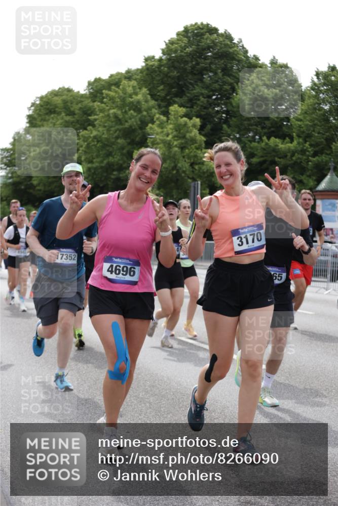 29.06.2025 - hella hamburg halbmarathon Jannik Wohlers http://msf.ph/oto/8266090 29.06.2025 10:33:29 Lombardsbrücke 1189, 1275, 1417, 1705, 1787, 1896, 2482, 2526, 3264, 3340, 3345, 3560, 4479, 4696, 4807, 4942, 5096, 5141, 5557, 5561, 5566, 5584, 5691, 5821, 5822, 5887, 6364, 6515, 6516, 6956, 7027, 7565, 8202, 8375, 8377, 8383, 8401, 9094, 9875, 9995, 10007, 10071, 10561, 10800, 11092, 11111, 11237, 11338, 11642, 12330, 12562, 12652, 12835, 13401, 13535, 13741, 13853, 13934, 14032, 14873, 15792, 17440, 19145, 19164 meine-sportfotos.de