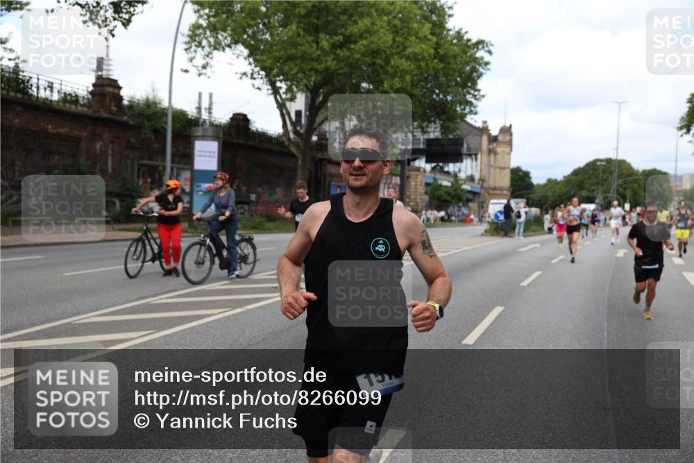 29.06.2025 - hella hamburg halbmarathon Yannick Fuchs http://msf.ph/oto/8266099 29.06.2025 10:36:42 20KM 1169, 1209, 1256, 1312, 1441, 1512, 1903, 1962, 3523, 4823, 5682, 5690, 6639, 6721, 6770, 7105, 7116, 7363, 7693, 8694, 9365, 12098, 13196, 13483, 13709, 13725, 14275, 14811, 15270, 15623, 15654, 15846, 15935, 16281, 16507, 16626, 17016, 17363, 17637, 17926, 18330, 18920 meine-sportfotos.de