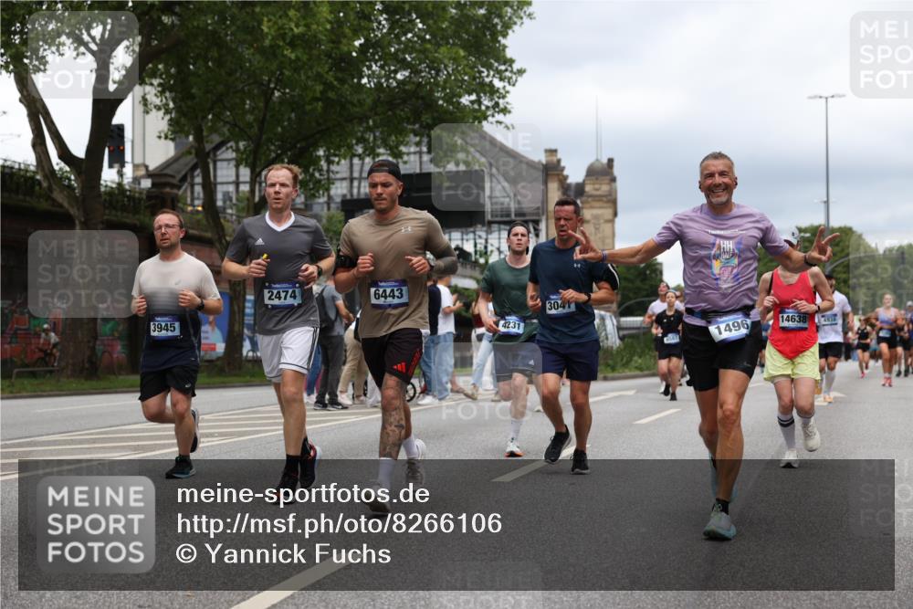 29.06.2025 - hella hamburg halbmarathon Yannick Fuchs http://msf.ph/oto/8266106 29.06.2025 10:48:49 20KM 1125, 1327, 1496, 1506, 1628, 2119, 2474, 2561, 2771, 2884, 2955, 3041, 3652, 3791, 3794, 3945, 4029, 4189, 4231, 4868, 4903, 4938, 5319, 6355, 6433, 6443, 6587, 6938, 8449, 8487, 8514, 8698, 8973, 10191, 10192, 10368, 10376, 11184, 11333, 11747, 11797, 11799, 11976, 12186, 12526, 12584, 12961, 13267, 13297, 13988, 14036, 14175, 14592, 14638, 14660, 14834, 14845, 14948, 15389, 15879, 16047, 16327, 17842, 18031, 18380 meine-sportfotos.de