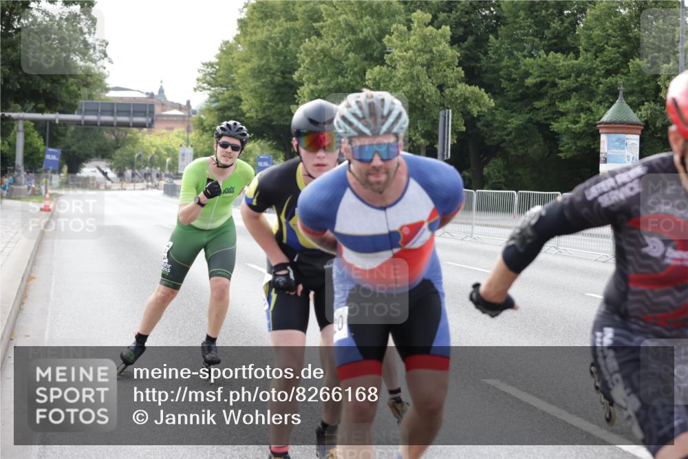 29.06.2025 - hella hamburg halbmarathon Jannik Wohlers http://msf.ph/oto/8266168 29.06.2025 08:50:44 Lombardsbrücke  meine-sportfotos.de