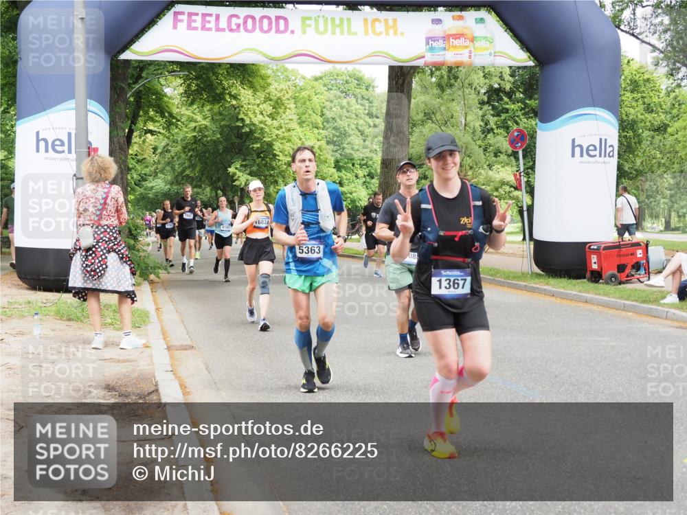 29.06.2025 - hella hamburg halbmarathon MichiJ http://msf.ph/oto/8266225 29.06.2025 10:54:34 Zwischen KM18-KM19 1367, 2963, 2964, 4014, 5363, 9967, 11088, 11355, 11641, 15945, 16824, 16976, 17062 meine-sportfotos.de