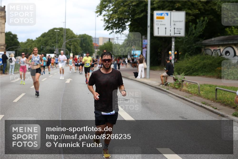 29.06.2025 - hella hamburg halbmarathon Yannick Fuchs http://msf.ph/oto/8266235 29.06.2025 10:36:43 20KM 1169, 1209, 1256, 1312, 1441, 1512, 1903, 1962, 3523, 4823, 5682, 5690, 6639, 6721, 6770, 7105, 7116, 7363, 7693, 8694, 9365, 12098, 13196, 13483, 13709, 13725, 14275, 14811, 15270, 15623, 15654, 15846, 16281, 16507, 16626, 17016, 17363, 17637, 17864, 17926, 18330, 18920 meine-sportfotos.de