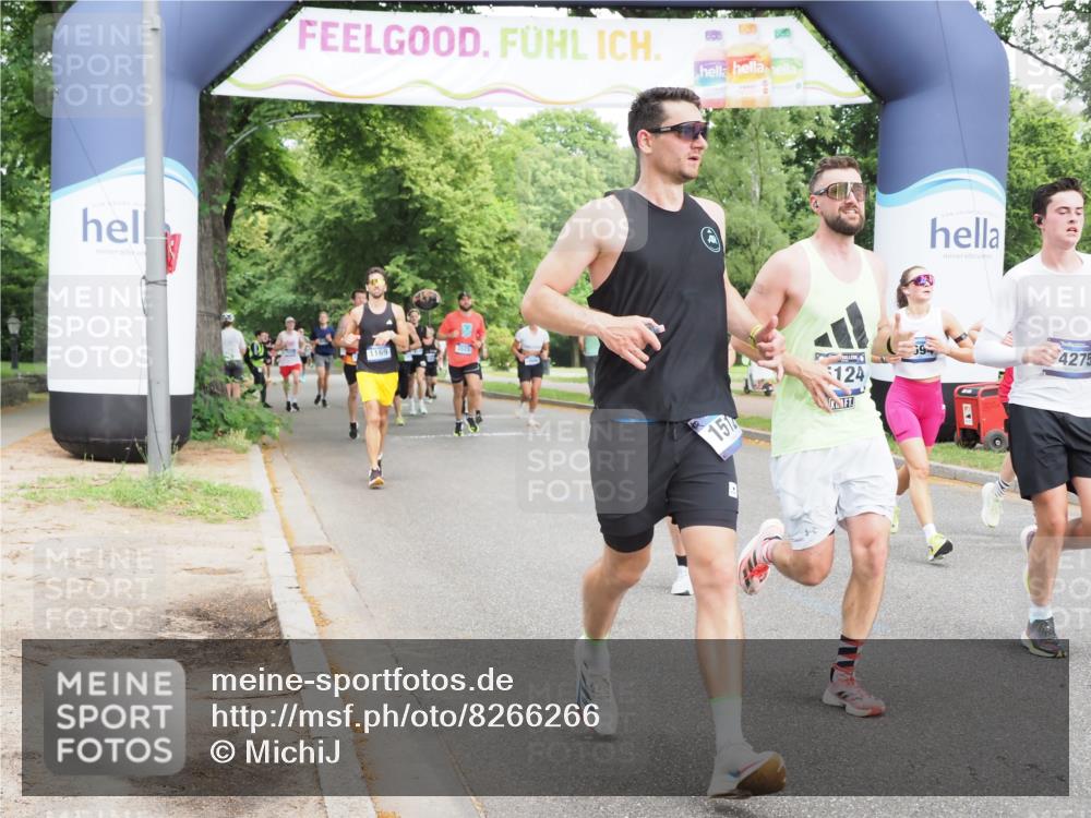 29.06.2025 - hella hamburg halbmarathon MichiJ http://msf.ph/oto/8266266 29.06.2025 10:30:37 Zwischen KM18-KM19 1512, 1903, 5124, 5690, 6639, 7363, 8359, 8694, 9815, 12098, 14275, 14811, 15255, 15328, 16507, 17032, 17159, 17637, 17926, 18509 meine-sportfotos.de