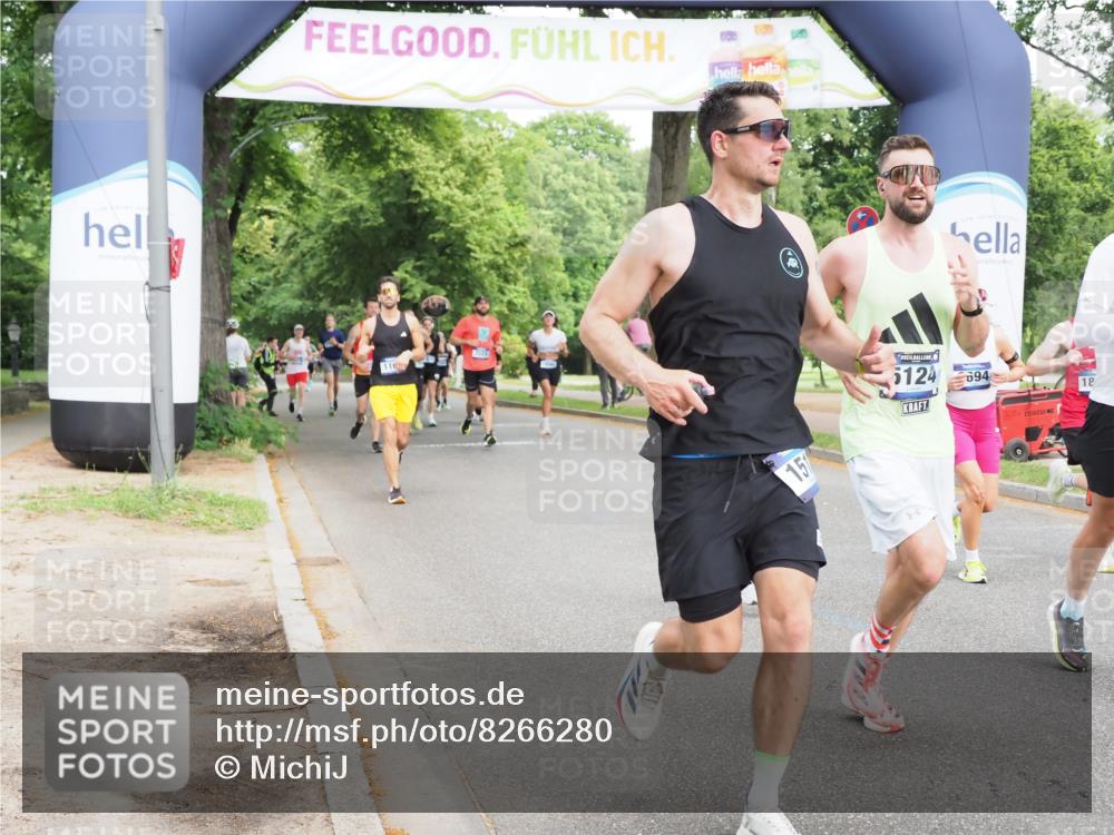 29.06.2025 - hella hamburg halbmarathon MichiJ http://msf.ph/oto/8266280 29.06.2025 10:30:37 Zwischen KM18-KM19 1512, 1903, 5124, 5690, 6639, 7363, 8359, 8694, 9815, 12098, 14275, 14811, 15255, 15328, 16507, 17032, 17159, 17637, 17926, 18509 meine-sportfotos.de