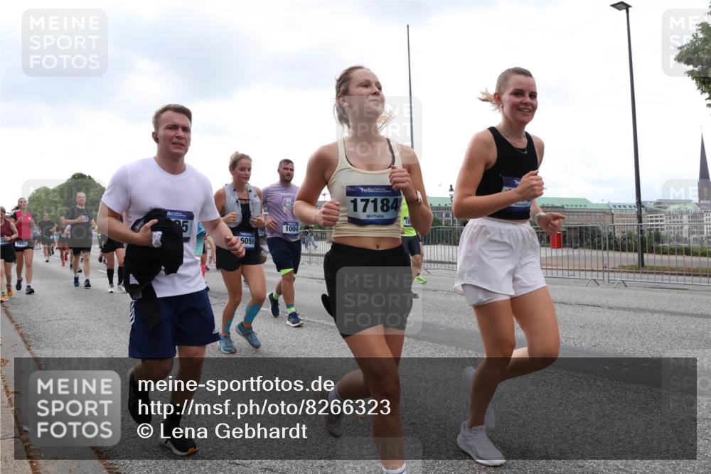29.06.2025 - hella hamburg halbmarathon Lena Gebhardt http://msf.ph/oto/8266323 29.06.2025 10:46:13 Lombardsbrücke 1004, 1100, 1104, 1421, 1426, 1429, 1465, 1532, 1555, 1608, 1837, 1854, 1867, 1868, 1983, 2398, 2423, 2500, 2522, 2697, 2773, 2813, 2917, 2951, 2954, 2965, 3410, 4104, 4119, 4223, 4317, 4448, 4572, 5635, 5697, 5703, 5769, 5770, 5854, 5892, 6068, 6133, 6333, 6392, 6623, 7268, 7303, 7356, 7364, 7368, 7374, 7605, 7894, 7960, 7983, 8047, 8700, 9120, 9121, 9129, 9337, 9426, 9445, 10153, 10327, 10329, 10367, 10511, 11358, 11361, 11876, 11910, 12298, 12333, 12507, 12522 meine-sportfotos.de