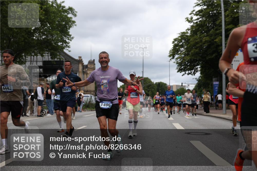 29.06.2025 - hella hamburg halbmarathon Yannick Fuchs http://msf.ph/oto/8266346 29.06.2025 10:48:49 20KM 1125, 1327, 1496, 1506, 1628, 2119, 2474, 2561, 2771, 2884, 2955, 3041, 3652, 3791, 3794, 3945, 4029, 4189, 4231, 4868, 4903, 4938, 5319, 6355, 6433, 6443, 6587, 6938, 8449, 8487, 8514, 8698, 8973, 10191, 10192, 10368, 10376, 11184, 11333, 11747, 11797, 11799, 11976, 12186, 12526, 12584, 12961, 13267, 13297, 13988, 14036, 14175, 14592, 14638, 14660, 14834, 14845, 14948, 15389, 15879, 16047, 16327, 17842, 18031, 18380 meine-sportfotos.de