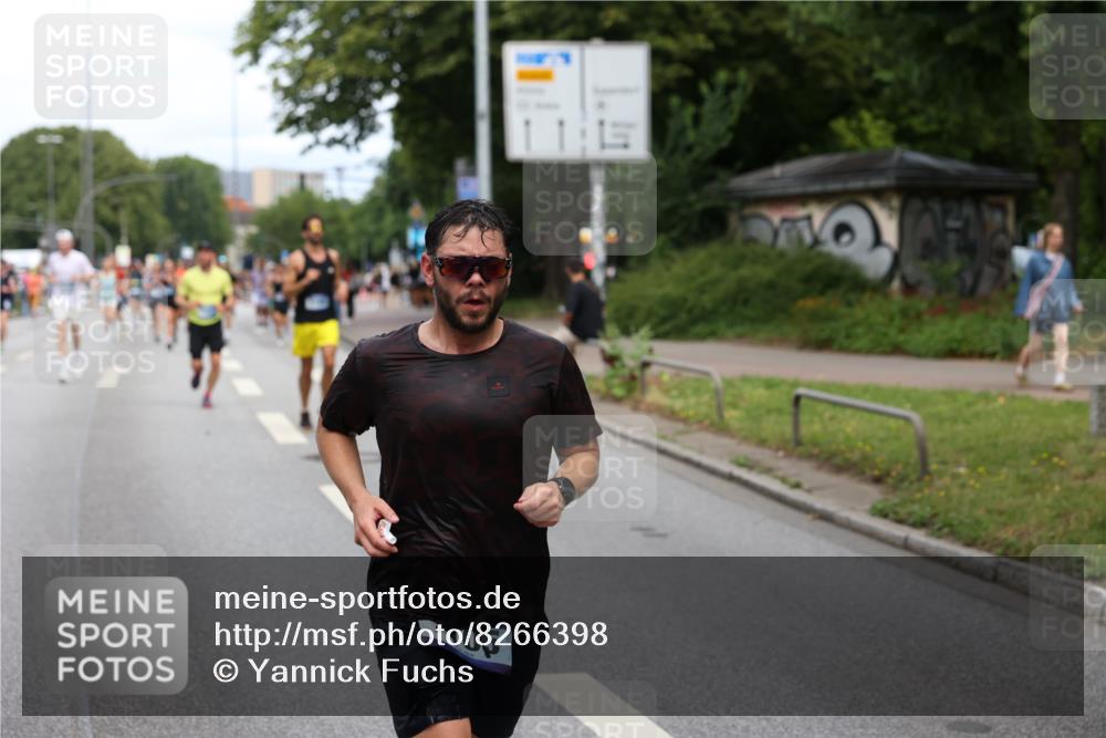 29.06.2025 - hella hamburg halbmarathon Yannick Fuchs http://msf.ph/oto/8266398 29.06.2025 10:36:44 20KM 1169, 1209, 1256, 1312, 1512, 1903, 1962, 3523, 4823, 5436, 5682, 5690, 6639, 6721, 6770, 7105, 7116, 7363, 7693, 7765, 8694, 9365, 12098, 13196, 13483, 13709, 13725, 14275, 14811, 15175, 15270, 15623, 15654, 15846, 16281, 16507, 16626, 17016, 17363, 17637, 17864, 17926, 18330, 18920 meine-sportfotos.de