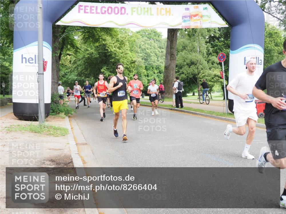 29.06.2025 - hella hamburg halbmarathon MichiJ http://msf.ph/oto/8266404 29.06.2025 10:30:38 Zwischen KM18-KM19 1512, 1903, 3523, 5124, 5690, 7363, 8359, 8694, 9815, 12098, 14275, 15095, 15328, 17032, 17159, 17926, 18509 meine-sportfotos.de