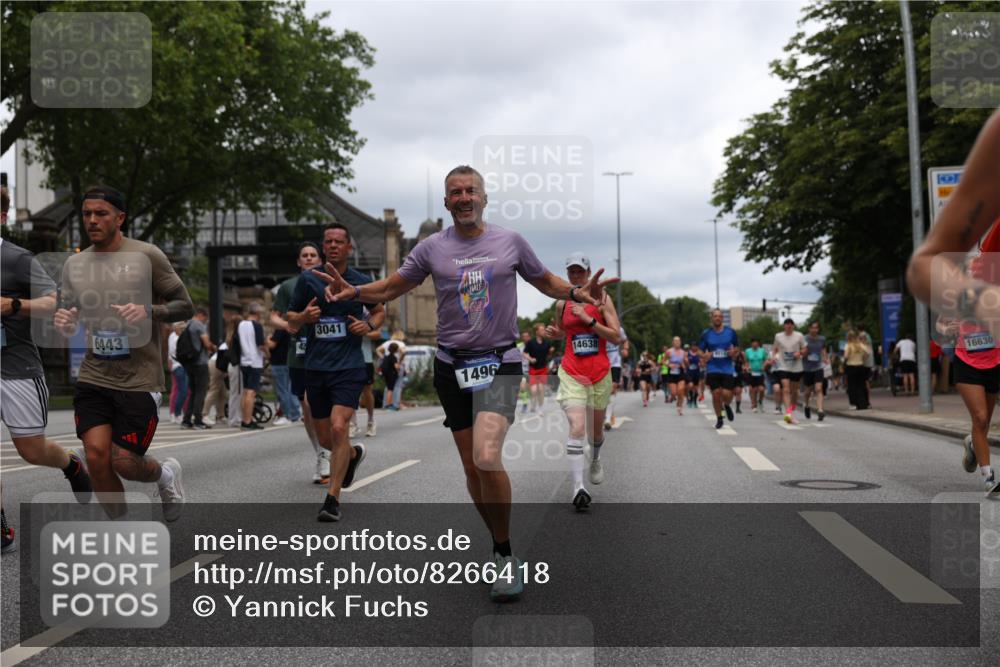 29.06.2025 - hella hamburg halbmarathon Yannick Fuchs http://msf.ph/oto/8266418 29.06.2025 10:48:49 20KM 1125, 1327, 1496, 1506, 1628, 2119, 2474, 2561, 2771, 2884, 2955, 3041, 3652, 3791, 3794, 3945, 4029, 4189, 4231, 4868, 4903, 4938, 5319, 6355, 6433, 6443, 6587, 6938, 8449, 8487, 8514, 8698, 8973, 10191, 10192, 10368, 10376, 11184, 11333, 11747, 11797, 11799, 11976, 12186, 12526, 12584, 12961, 13267, 13297, 13988, 14036, 14175, 14592, 14638, 14660, 14834, 14845, 14948, 15389, 15879, 16047, 16327, 17842, 18031, 18380 meine-sportfotos.de