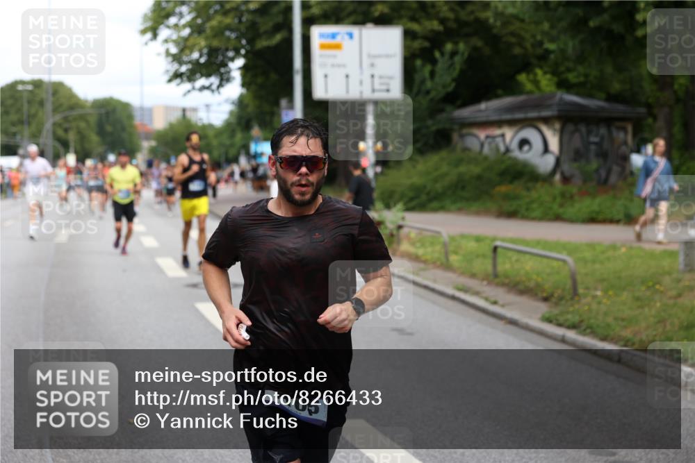 29.06.2025 - hella hamburg halbmarathon Yannick Fuchs http://msf.ph/oto/8266433 29.06.2025 10:36:44 20KM 1169, 1209, 1256, 1312, 1512, 1903, 1962, 3523, 4823, 5436, 5682, 5690, 6639, 6721, 6770, 7105, 7116, 7363, 7693, 7765, 8694, 9365, 12098, 13196, 13483, 13709, 13725, 14275, 14811, 15175, 15270, 15623, 15654, 15846, 16281, 16507, 16626, 17016, 17363, 17637, 17864, 17926, 18330, 18920 meine-sportfotos.de