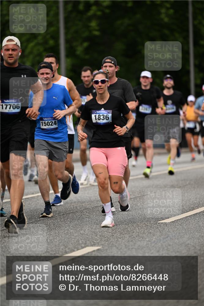 29.06.2025 - hella hamburg halbmarathon Dr. Thomas Lammeyer http://msf.ph/oto/8266448 29.06.2025 10:35:36 Kennedybrücke 1097, 1547, 1844, 1979, 2831, 2832, 3281, 3396, 3424, 3571, 3681, 4877, 4953, 5165, 5350, 5846, 5965, 6078, 6160, 6573, 6640, 7120, 8806, 8812, 8941, 9078, 9104, 9183, 9883, 10148, 10240, 10435, 10586, 10653, 11178 meine-sportfotos.de