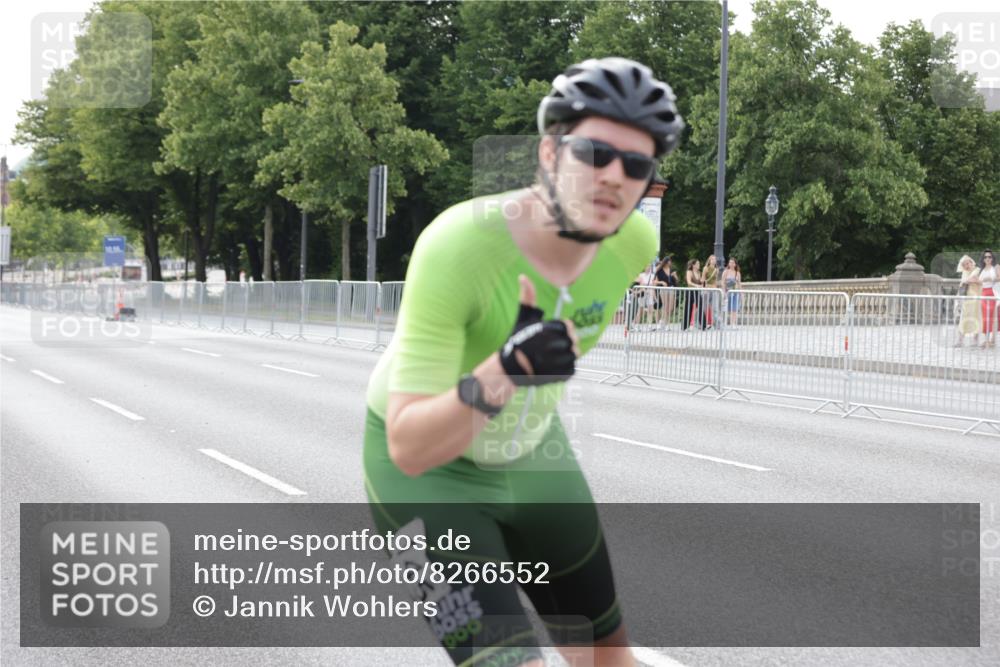 29.06.2025 - hella hamburg halbmarathon Jannik Wohlers http://msf.ph/oto/8266552 29.06.2025 08:50:45 Lombardsbrücke  meine-sportfotos.de