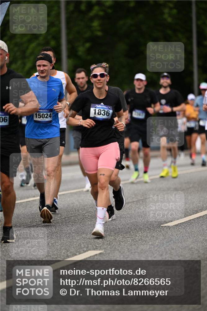 29.06.2025 - hella hamburg halbmarathon Dr. Thomas Lammeyer http://msf.ph/oto/8266565 29.06.2025 10:35:37 Kennedybrücke 1097, 1547, 1844, 2831, 2832, 3281, 3396, 3424, 3571, 3681, 4877, 4953, 5165, 5350, 5846, 5965, 6078, 6160, 6573, 6640, 7120, 8806, 8812, 8941, 9078, 9104, 9183, 9883, 10148, 10240, 10435, 10586, 10653, 11178 meine-sportfotos.de