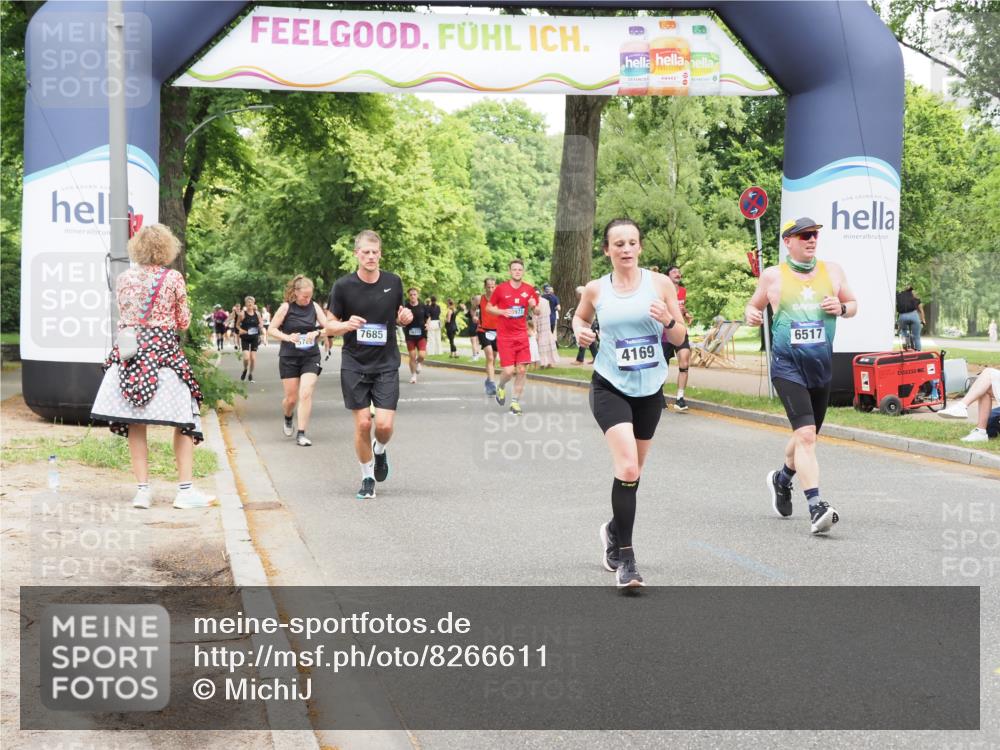 29.06.2025 - hella hamburg halbmarathon MichiJ http://msf.ph/oto/8266611 29.06.2025 10:54:39 Zwischen KM18-KM19 1079, 1367, 4169, 5762, 6517, 11088, 15945, 16824, 17062 meine-sportfotos.de