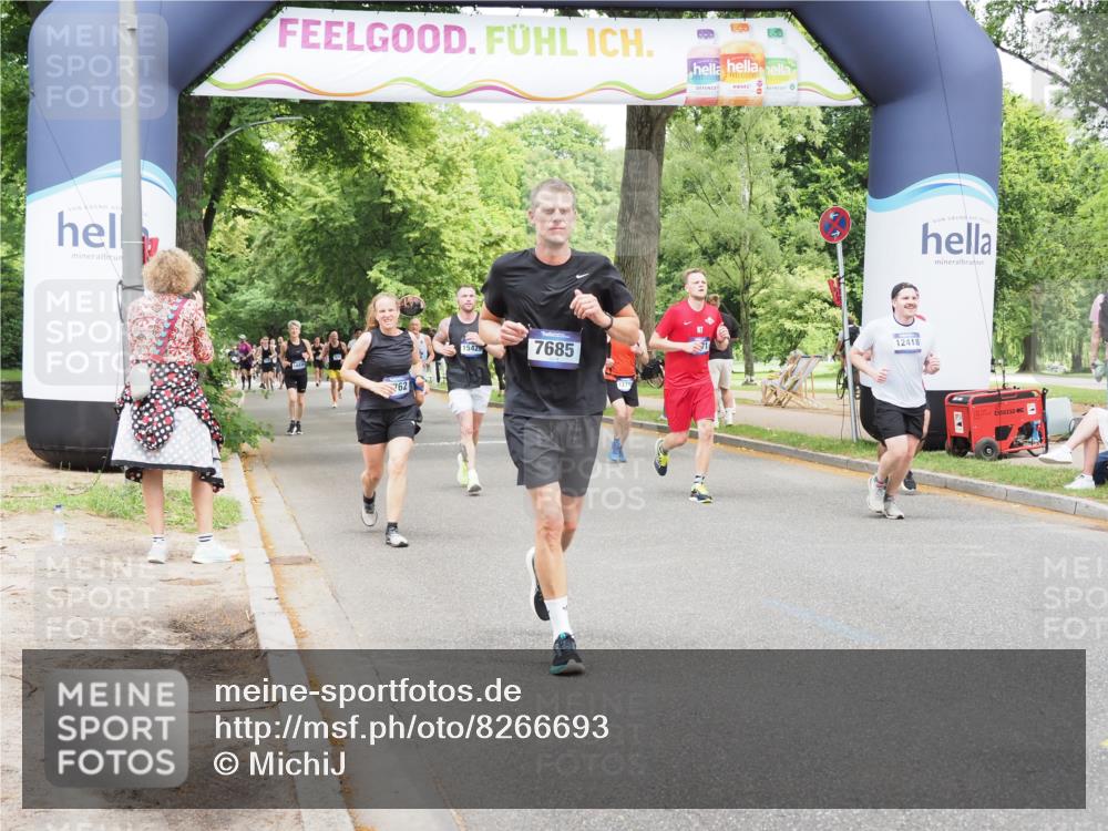29.06.2025 - hella hamburg halbmarathon MichiJ http://msf.ph/oto/8266693 29.06.2025 10:54:40 Zwischen KM18-KM19 1079, 1367, 4169, 5762, 6517, 7685, 8971, 11088, 12418, 14869, 15429, 15945, 16824, 17062 meine-sportfotos.de