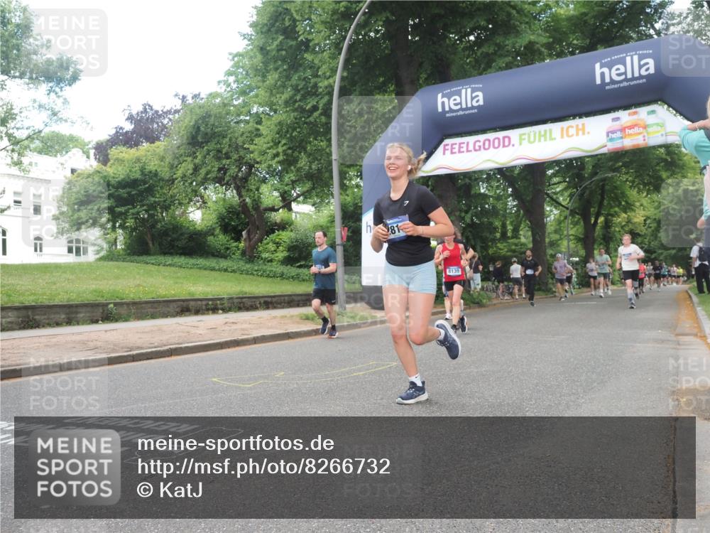 29.06.2025 - hella hamburg halbmarathon KatJ http://msf.ph/oto/8266732 29.06.2025 10:39:13 Zwischen KM18-KM19 1098, 2397, 2636, 2818, 4967, 6286, 8139 meine-sportfotos.de