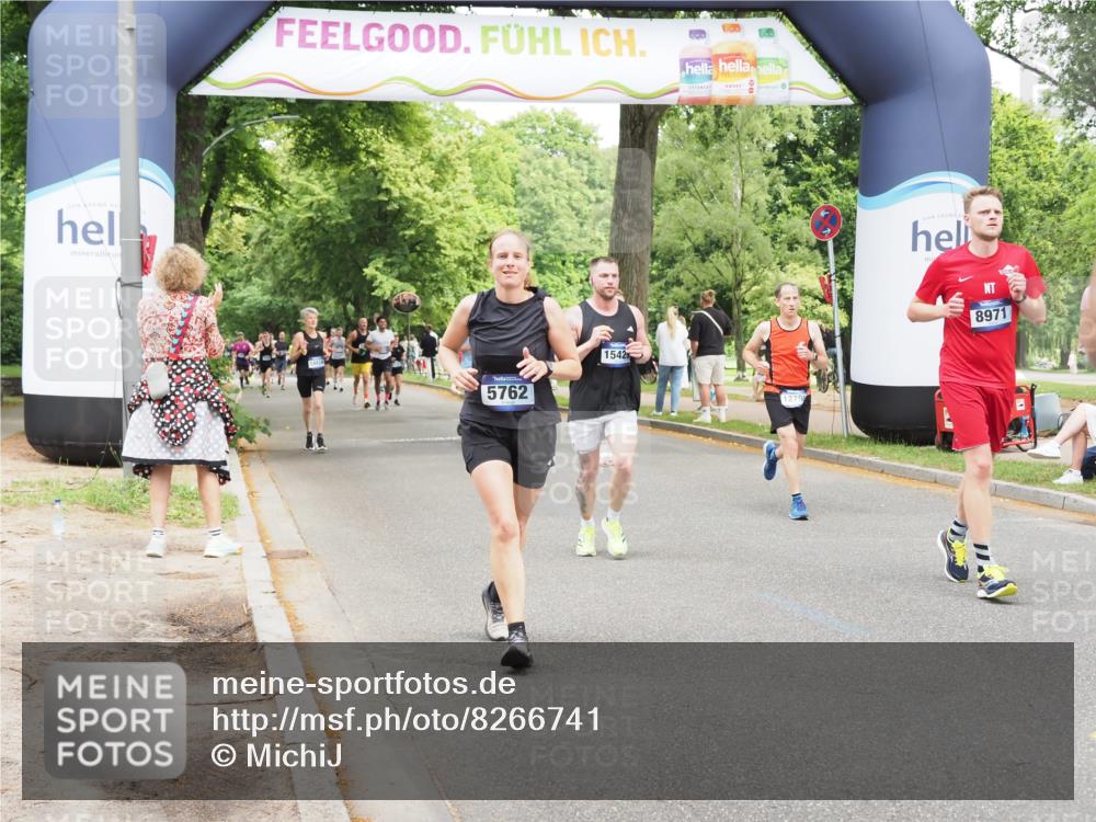 29.06.2025 - hella hamburg halbmarathon MichiJ http://msf.ph/oto/8266741 29.06.2025 10:54:42 Zwischen KM18-KM19 1079, 4169, 5762, 6517, 7685, 8971, 12418, 12790, 14869, 15429, 15945 meine-sportfotos.de