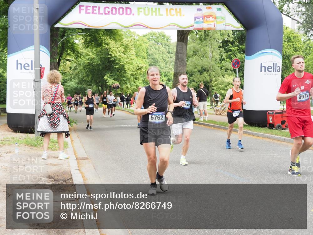 29.06.2025 - hella hamburg halbmarathon MichiJ http://msf.ph/oto/8266749 29.06.2025 10:54:42 Zwischen KM18-KM19 1079, 4169, 5762, 6517, 7685, 8971, 12418, 12790, 14869, 15429, 15945 meine-sportfotos.de