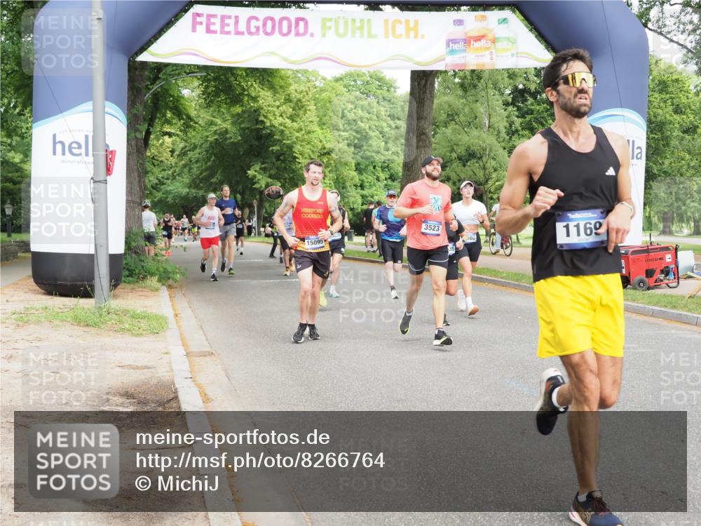 29.06.2025 - hella hamburg halbmarathon MichiJ http://msf.ph/oto/8266764 29.06.2025 10:30:40 Zwischen KM18-KM19 1169, 1512, 1903, 3523, 5124, 5690, 7363, 8359, 8694, 9815, 12098, 14275, 14560, 15095, 15935, 17159, 17926, 18330, 18509, 18559 meine-sportfotos.de