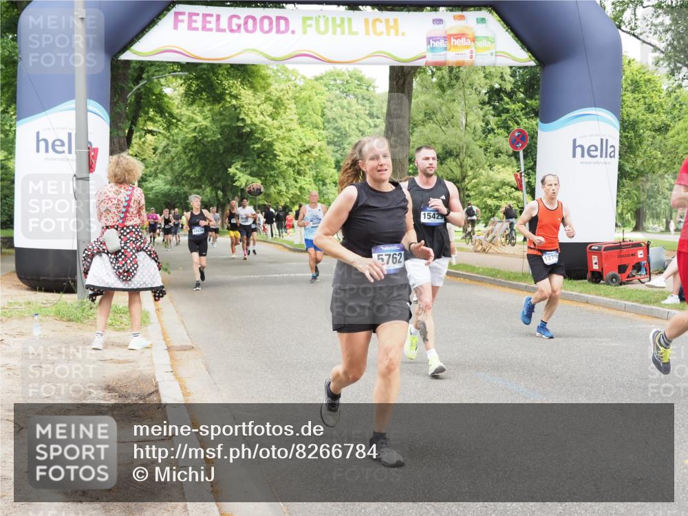 29.06.2025 - hella hamburg halbmarathon MichiJ http://msf.ph/oto/8266784 29.06.2025 10:54:43 Zwischen KM18-KM19 1079, 4169, 4666, 5762, 6517, 7685, 8971, 10372, 12418, 12790, 14436, 14869, 15429 meine-sportfotos.de