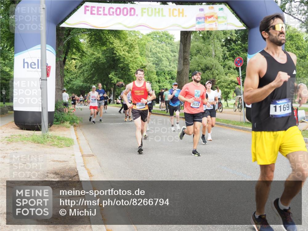 29.06.2025 - hella hamburg halbmarathon MichiJ http://msf.ph/oto/8266794 29.06.2025 10:30:40 Zwischen KM18-KM19 1169, 1512, 1903, 3523, 5124, 5690, 7363, 8359, 8694, 9815, 12098, 14275, 14560, 15095, 15935, 17159, 17926, 18330, 18509, 18559 meine-sportfotos.de