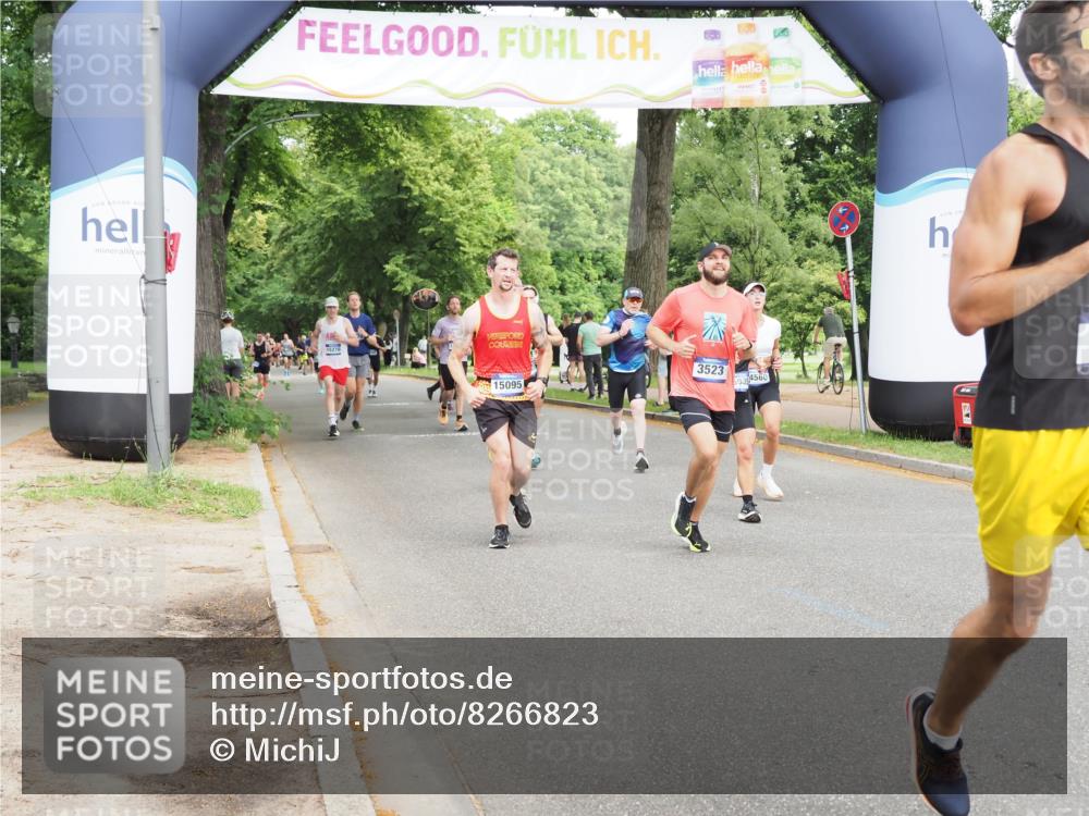 29.06.2025 - hella hamburg halbmarathon MichiJ http://msf.ph/oto/8266823 29.06.2025 10:30:40 Zwischen KM18-KM19 1169, 1512, 1903, 3523, 5124, 5690, 7363, 8359, 8694, 9815, 12098, 14275, 14560, 15095, 15935, 17159, 17926, 18330, 18509, 18559 meine-sportfotos.de