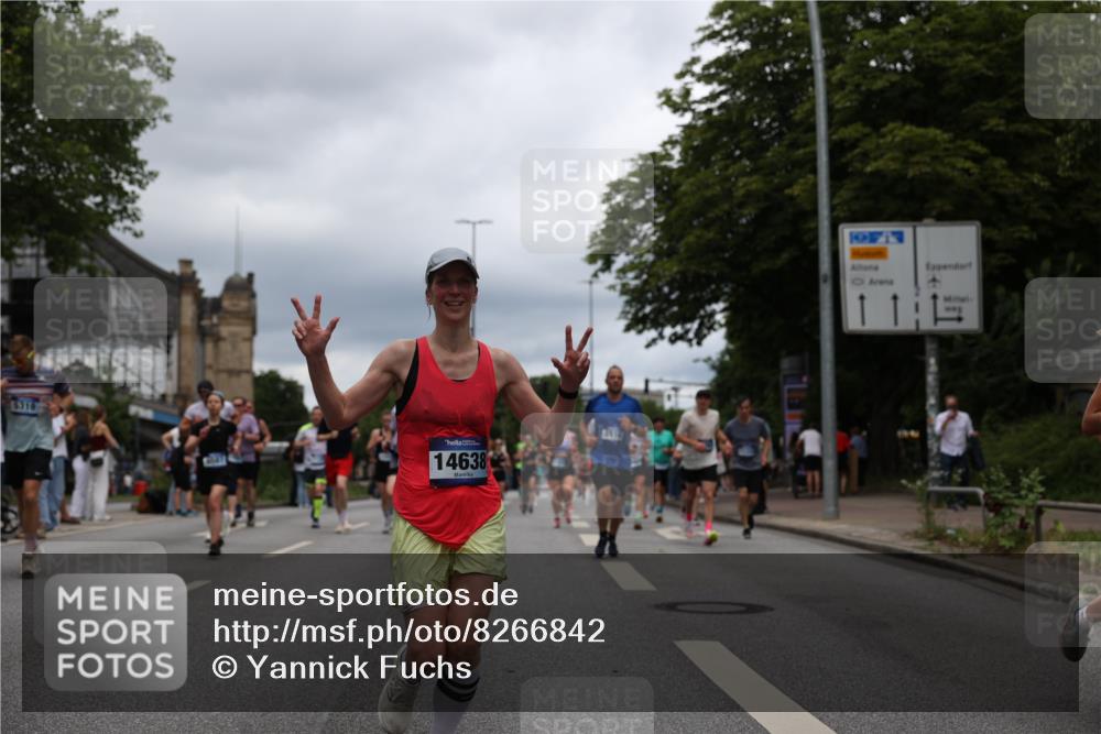 29.06.2025 - hella hamburg halbmarathon Yannick Fuchs http://msf.ph/oto/8266842 29.06.2025 10:48:50 20KM 1125, 1327, 1496, 1506, 1628, 2119, 2474, 2561, 2771, 2884, 2955, 3041, 3652, 3791, 3794, 3945, 4029, 4189, 4231, 4868, 4903, 4938, 5319, 6355, 6433, 6443, 6587, 6938, 8449, 8487, 8514, 8698, 8973, 10191, 10192, 10368, 10376, 11184, 11333, 11568, 11747, 11797, 11799, 11976, 12186, 12526, 12584, 12961, 13267, 13297, 13988, 14036, 14175, 14592, 14638, 14660, 14834, 14845, 14948, 15389, 15854, 15879, 16047, 16327, 17842, 18031, 18380 meine-sportfotos.de