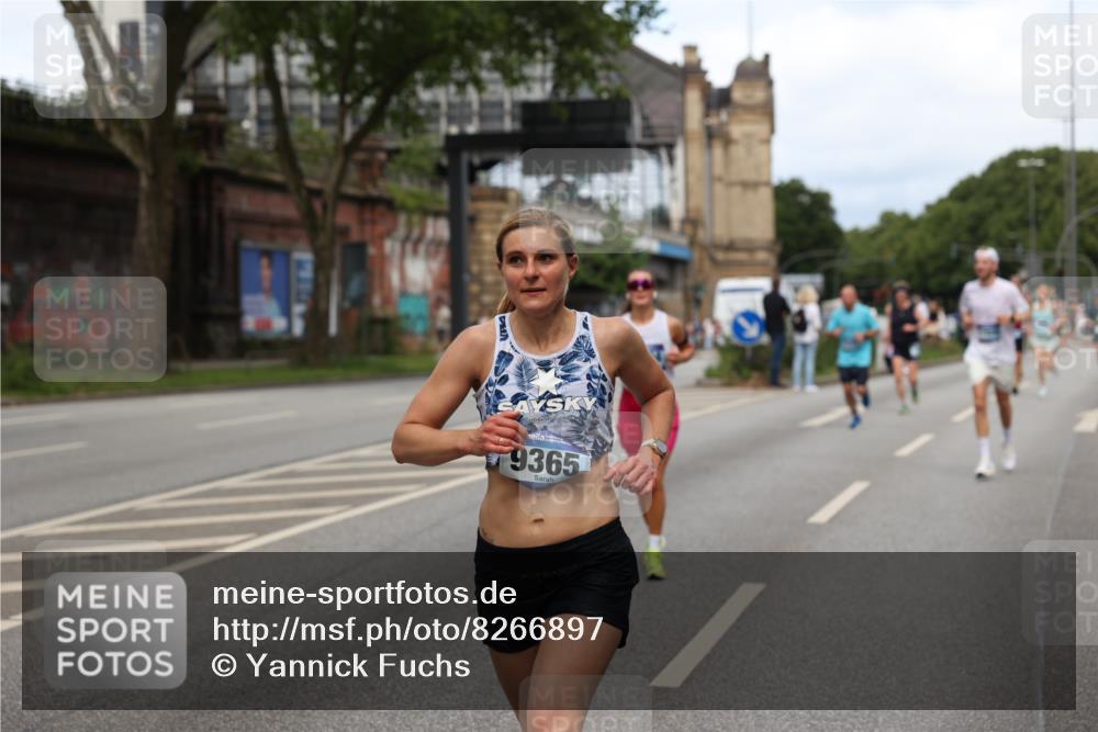 29.06.2025 - hella hamburg halbmarathon Yannick Fuchs http://msf.ph/oto/8266897 29.06.2025 10:36:46 20KM 1169, 1209, 1256, 1312, 1512, 1903, 1962, 3523, 4823, 5436, 5682, 6639, 6721, 6770, 7105, 7116, 7363, 7693, 7765, 8694, 9365, 12098, 13446, 13483, 13709, 13725, 14811, 15175, 15270, 15654, 15846, 16281, 16507, 16626, 16660, 17016, 17363, 17637, 17864, 17926, 18330, 18920 meine-sportfotos.de