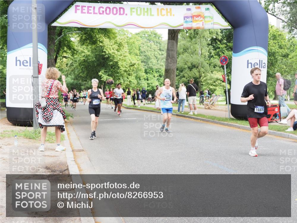 29.06.2025 - hella hamburg halbmarathon MichiJ http://msf.ph/oto/8266953 29.06.2025 10:54:44 Zwischen KM18-KM19 1079, 4169, 4666, 5762, 6517, 7685, 8971, 10372, 12418, 12790, 14436, 14869, 15429 meine-sportfotos.de