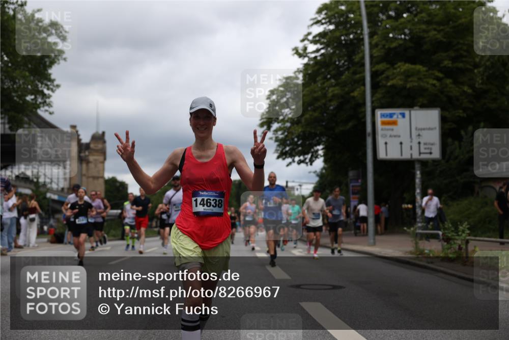 29.06.2025 - hella hamburg halbmarathon Yannick Fuchs http://msf.ph/oto/8266967 29.06.2025 10:48:51 20KM 1125, 1327, 1496, 1506, 1628, 2119, 2474, 2561, 2771, 2884, 2955, 3041, 3652, 3791, 3794, 3945, 4029, 4189, 4231, 4868, 4903, 4938, 5319, 6355, 6433, 6443, 6587, 6938, 8449, 8487, 8514, 8698, 8973, 10191, 10192, 10368, 10376, 11184, 11333, 11568, 11747, 11797, 11799, 11976, 12186, 12526, 12584, 12961, 13267, 13297, 13988, 14036, 14175, 14592, 14638, 14834, 14845, 14948, 15389, 15854, 15879, 16047, 16327, 17842, 18031, 18380 meine-sportfotos.de