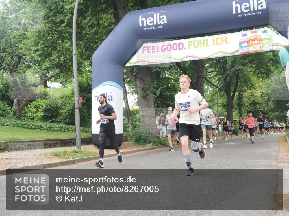 29.06.2025 - hella hamburg halbmarathon KatJ http://msf.ph/oto/8267005 29.06.2025 10:39:16 Zwischen KM18-KM19 1098, 2397, 2818, 4967, 6286, 8139 meine-sportfotos.de