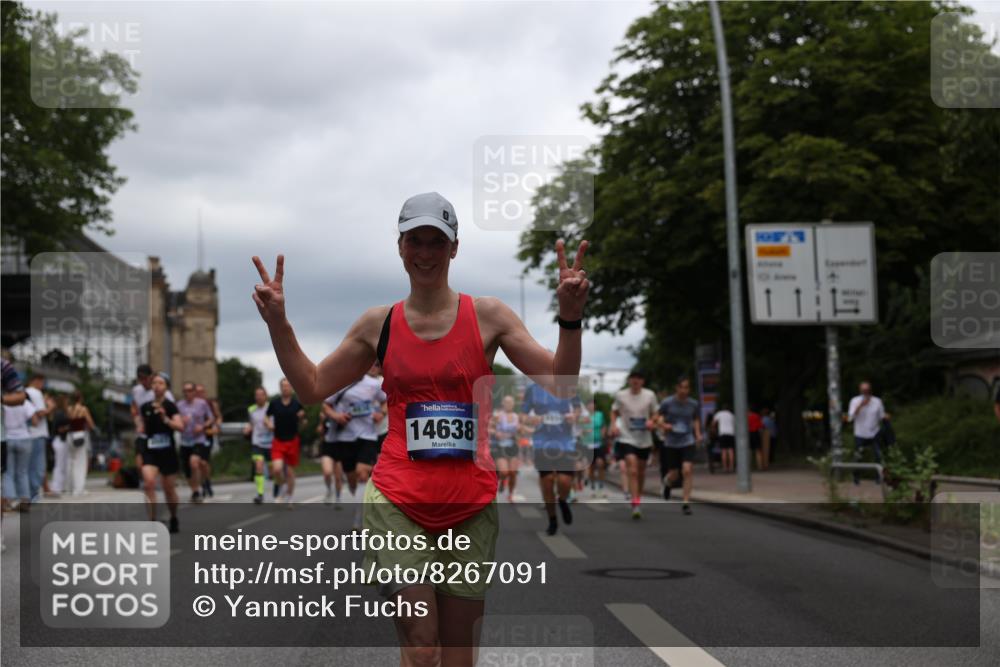 29.06.2025 - hella hamburg halbmarathon Yannick Fuchs http://msf.ph/oto/8267091 29.06.2025 10:48:51 20KM 1125, 1327, 1496, 1506, 1628, 2119, 2474, 2561, 2771, 2884, 2955, 3041, 3652, 3791, 3794, 3945, 4029, 4189, 4231, 4868, 4903, 4938, 5319, 6355, 6433, 6443, 6587, 6938, 8449, 8487, 8514, 8698, 8973, 10191, 10192, 10368, 10376, 11184, 11333, 11568, 11747, 11797, 11799, 11976, 12186, 12526, 12584, 12961, 13267, 13297, 13988, 14036, 14175, 14592, 14638, 14834, 14845, 14948, 15389, 15854, 15879, 16047, 16327, 17842, 18031, 18380 meine-sportfotos.de