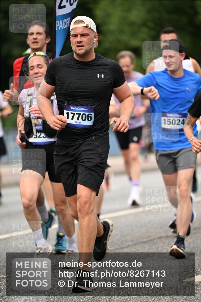 29.06.2025 - hella hamburg halbmarathon Dr. Thomas Lammeyer http://msf.ph/oto/8267143 29.06.2025 10:35:38 Kennedybrücke 1547, 1844, 2831, 2832, 3281, 3396, 3424, 3571, 3681, 4877, 4953, 5165, 5350, 5846, 5965, 6078, 6160, 6573, 6640, 7120, 8806, 8812, 8941, 9078, 9104, 9183, 9883, 10148, 10240, 10435, 10586, 10653, 11178 meine-sportfotos.de