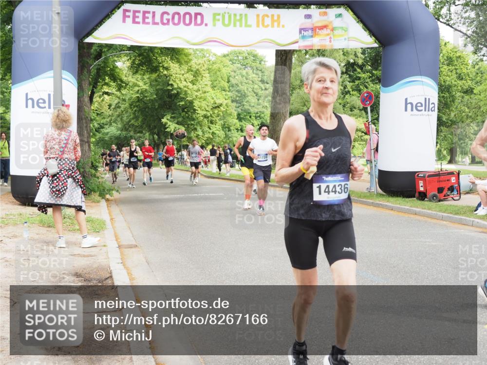 29.06.2025 - hella hamburg halbmarathon MichiJ http://msf.ph/oto/8267166 29.06.2025 10:54:48 Zwischen KM18-KM19 4666, 7685, 8279, 8971, 10372, 11720, 12418, 12790, 14436, 14869, 15429 meine-sportfotos.de