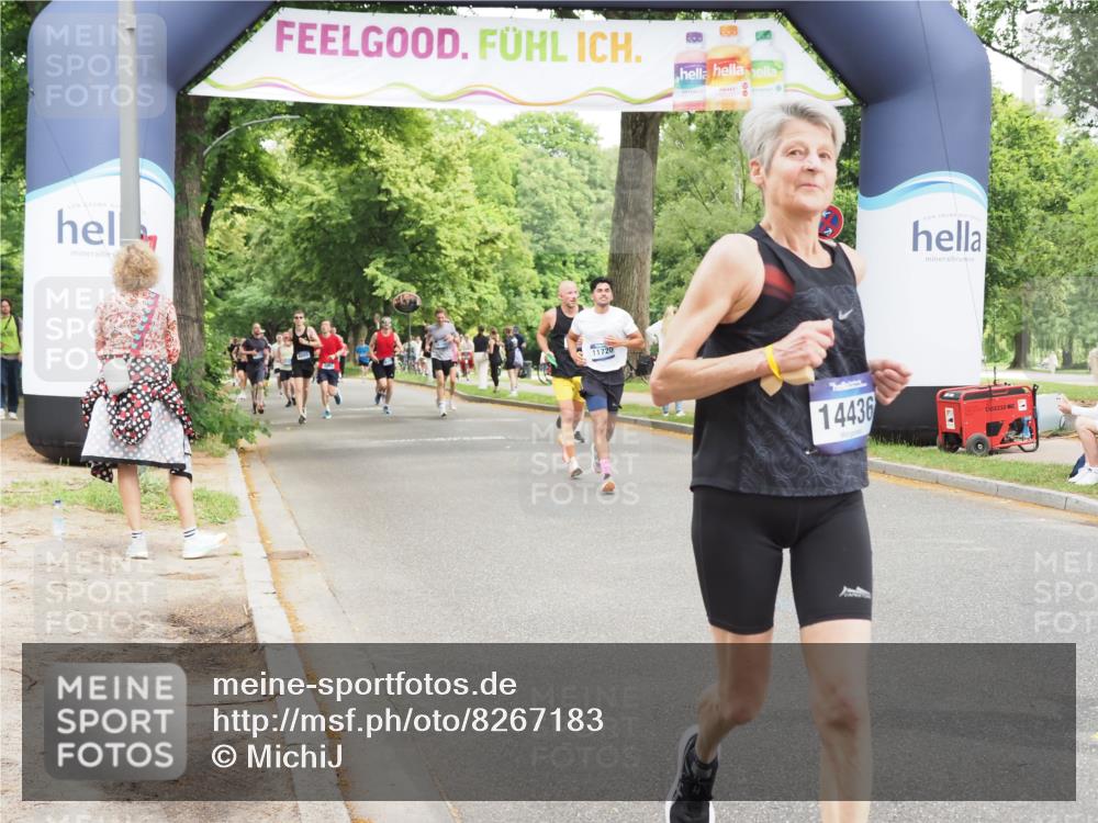 29.06.2025 - hella hamburg halbmarathon MichiJ http://msf.ph/oto/8267183 29.06.2025 10:54:48 Zwischen KM18-KM19 4666, 7685, 8279, 8971, 10372, 11720, 12418, 12790, 14436, 14869, 15429 meine-sportfotos.de
