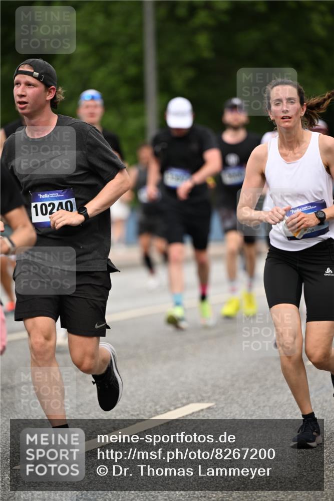 29.06.2025 - hella hamburg halbmarathon Dr. Thomas Lammeyer http://msf.ph/oto/8267200 29.06.2025 10:35:39 Kennedybrücke 1235, 1547, 1844, 2831, 2832, 3281, 3396, 3424, 3571, 3681, 4877, 4953, 5165, 5350, 5846, 5965, 6078, 6160, 6344, 6573, 6640, 7120, 8806, 8812, 8941, 9078, 9104, 9183, 9478, 9883, 10148, 10240, 10435, 10586, 10653, 11178 meine-sportfotos.de