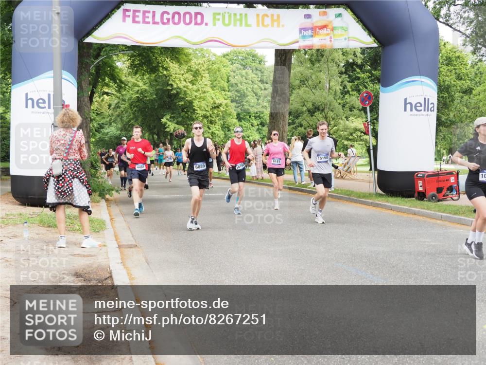 29.06.2025 - hella hamburg halbmarathon MichiJ http://msf.ph/oto/8267251 29.06.2025 10:54:52 Zwischen KM18-KM19 4494, 8279, 10791, 11720, 15150, 16186 meine-sportfotos.de