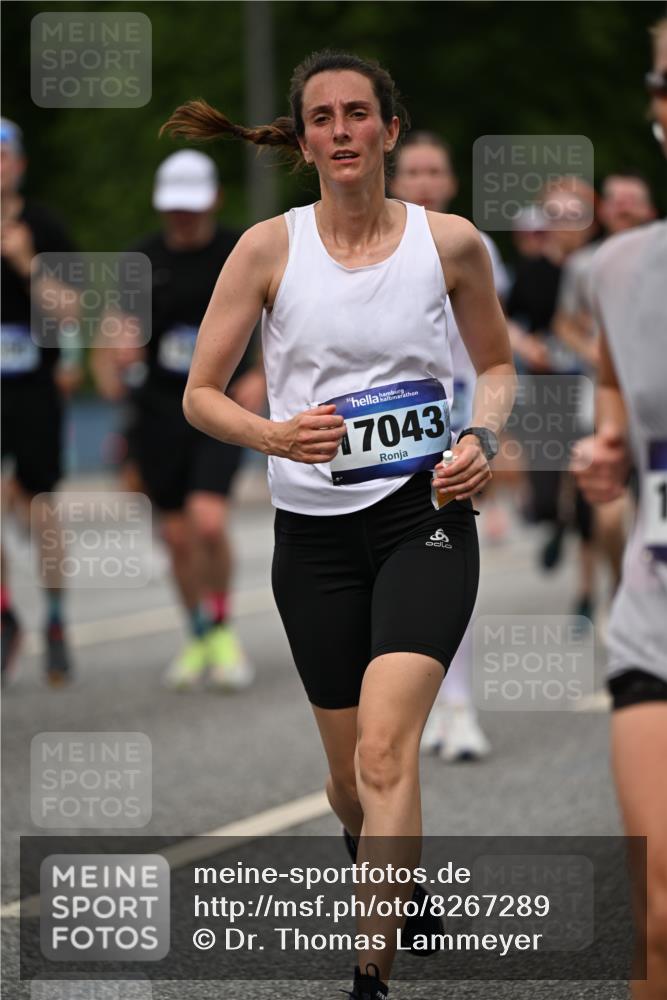 29.06.2025 - hella hamburg halbmarathon Dr. Thomas Lammeyer http://msf.ph/oto/8267289 29.06.2025 10:35:40 Kennedybrücke 1235, 1547, 1844, 2831, 2832, 3396, 3424, 3571, 3681, 4877, 4953, 5165, 5350, 5846, 5965, 6078, 6160, 6344, 6573, 6640, 7120, 8806, 8812, 8941, 9078, 9104, 9183, 9478, 9883, 10148, 10240, 10435, 10586, 10653, 11178 meine-sportfotos.de