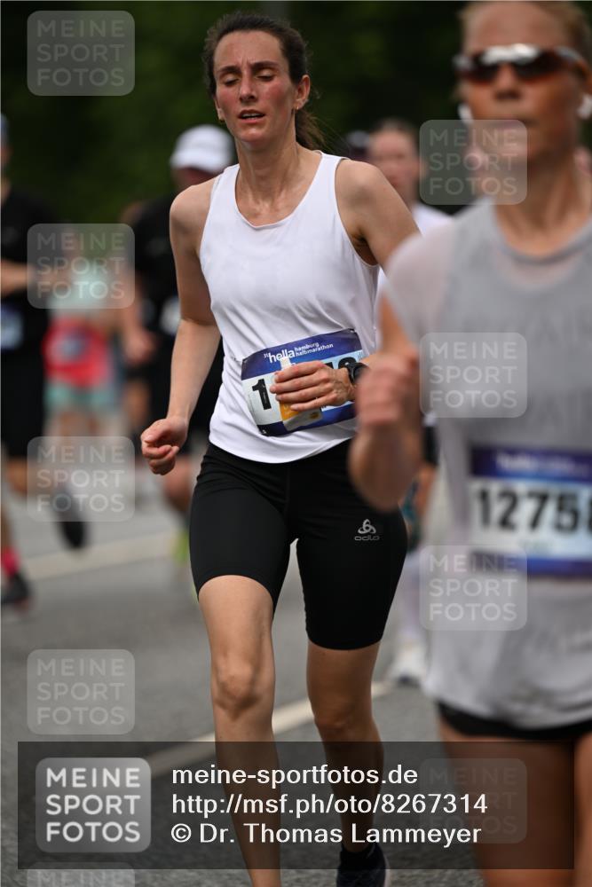 29.06.2025 - hella hamburg halbmarathon Dr. Thomas Lammeyer http://msf.ph/oto/8267314 29.06.2025 10:35:40 Kennedybrücke 1235, 1547, 1844, 2831, 2832, 3396, 3424, 3571, 3681, 4877, 4953, 5165, 5350, 5846, 5965, 6078, 6160, 6344, 6573, 6640, 7120, 8806, 8812, 8941, 9078, 9104, 9183, 9478, 9883, 10148, 10240, 10435, 10586, 10653, 11178 meine-sportfotos.de