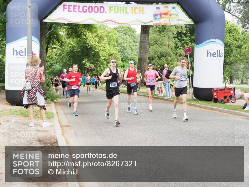 29.06.2025 - hella hamburg halbmarathon MichiJ http://msf.ph/oto/8267321 29.06.2025 10:54:52 Zwischen KM18-KM19 4494, 8279, 10791, 11720, 15150, 16186 meine-sportfotos.de