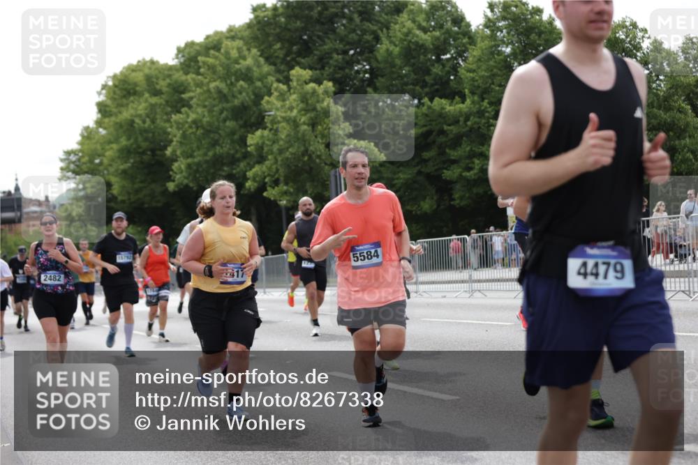 29.06.2025 - hella hamburg halbmarathon Jannik Wohlers http://msf.ph/oto/8267338 29.06.2025 10:33:35 Lombardsbrücke 1417, 1705, 1787, 2265, 2482, 2496, 2526, 2933, 3264, 3340, 3345, 3829, 3848, 4479, 4807, 4942, 5561, 5566, 5584, 5691, 6364, 6515, 6516, 6956, 7027, 7565, 8202, 8277, 8375, 8377, 8383, 8401, 9094, 9875, 9995, 10007, 10071, 10800, 11092, 11111, 11237, 11432, 11642, 11668, 12330, 12562, 13401, 13485, 13535, 13741, 13934, 14032, 14058, 14873, 14919, 15792, 15845, 16115, 16578, 17440, 17953, 19145, 19164 meine-sportfotos.de