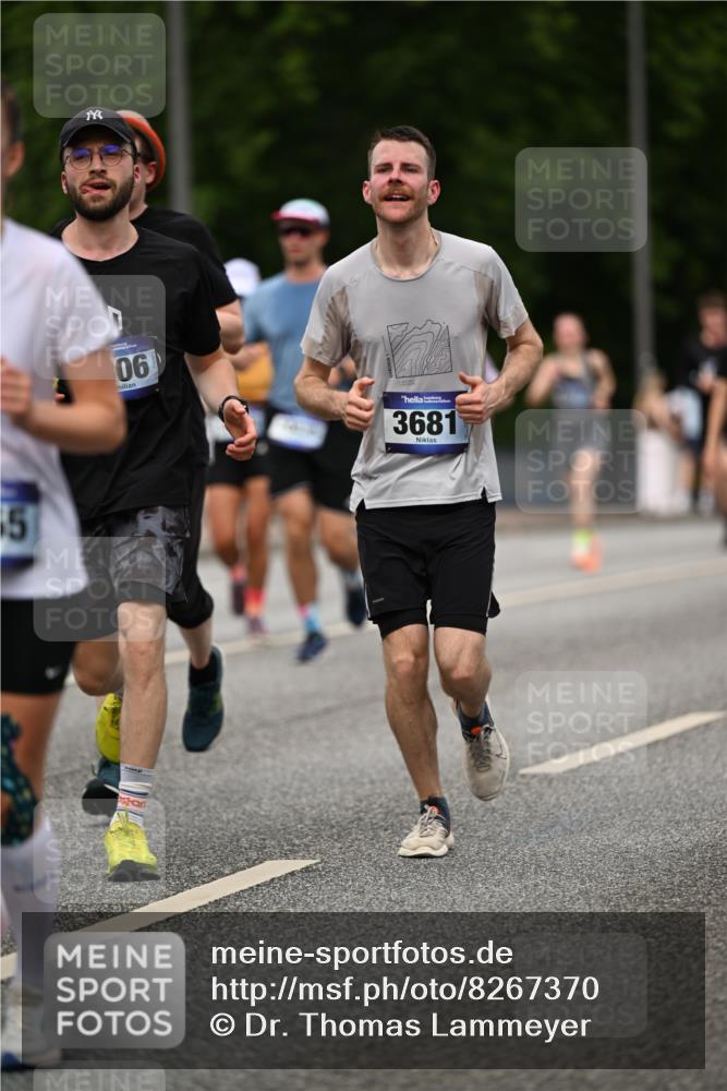 29.06.2025 - hella hamburg halbmarathon Dr. Thomas Lammeyer http://msf.ph/oto/8267370 29.06.2025 10:35:42 Kennedybrücke 1235, 1844, 2672, 2831, 2832, 3396, 3424, 3571, 3681, 4877, 4953, 5165, 5350, 5846, 5965, 6160, 6344, 6573, 6640, 7120, 8304, 8806, 9078, 9104, 9183, 9478, 9882, 9883, 10148, 10240, 10421, 10435, 10653, 11178 meine-sportfotos.de