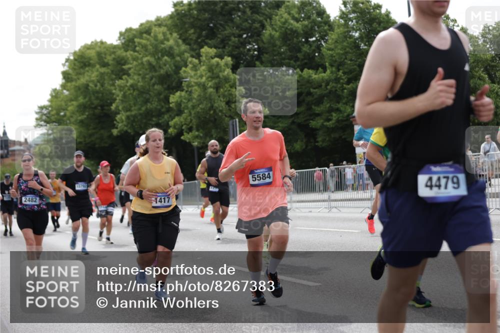 29.06.2025 - hella hamburg halbmarathon Jannik Wohlers http://msf.ph/oto/8267383 29.06.2025 10:33:35 Lombardsbrücke 1417, 1705, 1787, 2265, 2482, 2496, 2526, 2933, 3264, 3340, 3345, 3829, 3848, 4479, 4807, 4942, 5561, 5566, 5584, 5691, 6364, 6515, 6516, 6956, 7027, 7565, 8202, 8277, 8375, 8377, 8383, 8401, 9094, 9875, 9995, 10007, 10071, 10800, 11092, 11111, 11237, 11432, 11642, 11668, 12330, 12562, 13401, 13485, 13535, 13741, 13934, 14032, 14058, 14873, 14919, 15792, 15845, 16115, 16578, 17440, 17953, 19145, 19164 meine-sportfotos.de