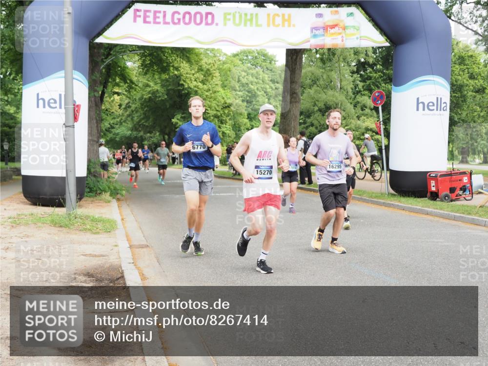 29.06.2025 - hella hamburg halbmarathon MichiJ http://msf.ph/oto/8267414 29.06.2025 10:30:44 Zwischen KM18-KM19 1169, 3523, 6770, 8694, 9815, 9833, 10469, 14275, 14560, 15095, 15270, 15935, 16084, 16295, 17016, 17926, 18330, 18559 meine-sportfotos.de