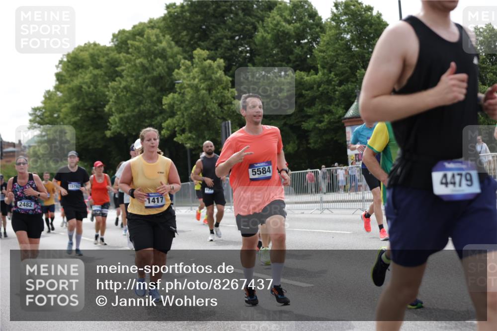 29.06.2025 - hella hamburg halbmarathon Jannik Wohlers http://msf.ph/oto/8267437 29.06.2025 10:33:35 Lombardsbrücke 1417, 1705, 1787, 2265, 2482, 2496, 2526, 2933, 3264, 3340, 3345, 3829, 3848, 4479, 4807, 4942, 5561, 5566, 5584, 5691, 6364, 6515, 6516, 6956, 7027, 7565, 8202, 8277, 8375, 8377, 8383, 8401, 9094, 9875, 9995, 10007, 10071, 10800, 11092, 11111, 11237, 11432, 11642, 11668, 12330, 12562, 13401, 13485, 13535, 13741, 13934, 14032, 14058, 14873, 14919, 15792, 15845, 16115, 16578, 17440, 17953, 19145, 19164 meine-sportfotos.de